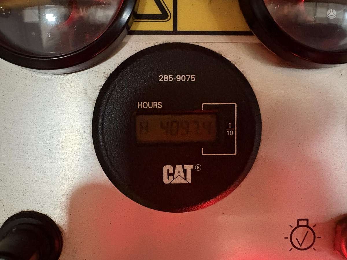 Caterpillar AP255E, paving machinery