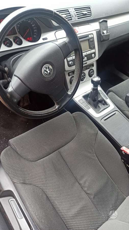 Volkswagen Passat - 6