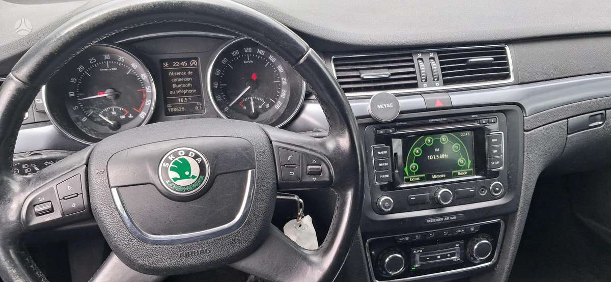 Skoda Superb, 1.6 l., Седан