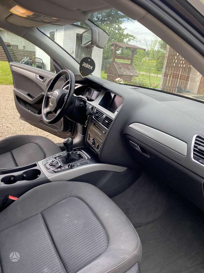 Audi A4, 2.0 l., Универсал