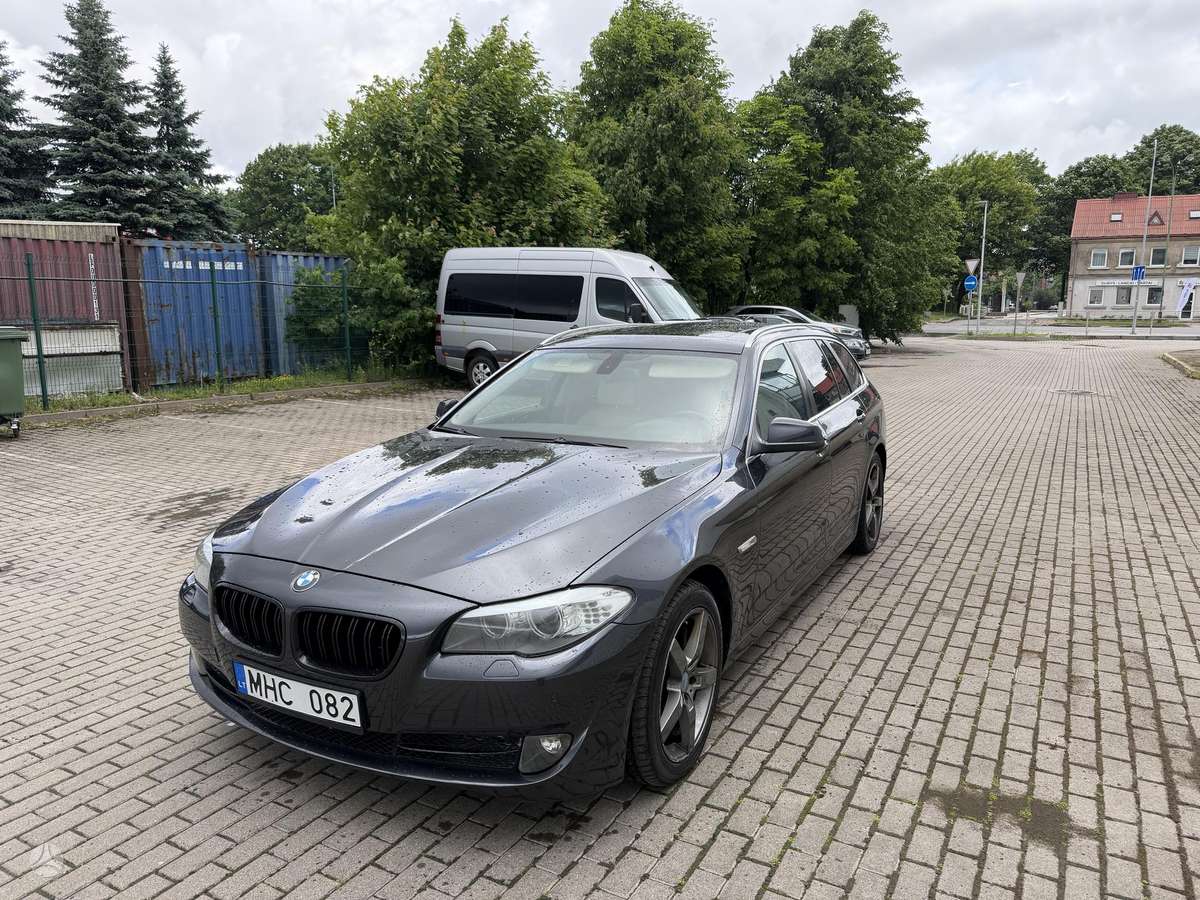 BMW 535, 3.0 l., wagon