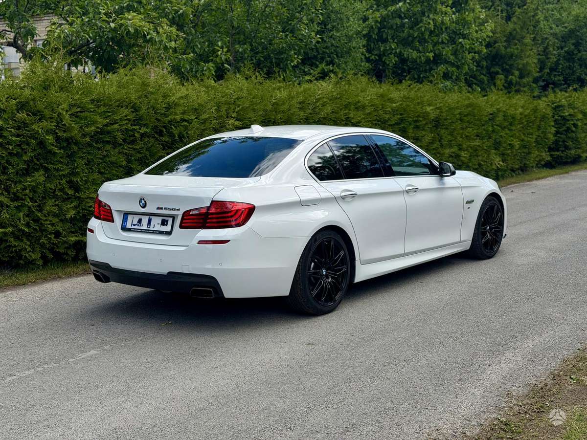 BMW M550, 3.0 l., Седан
