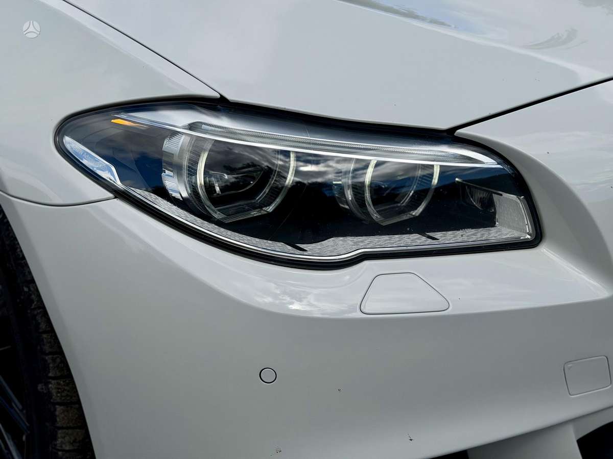 BMW M550, 3.0 l., Седан