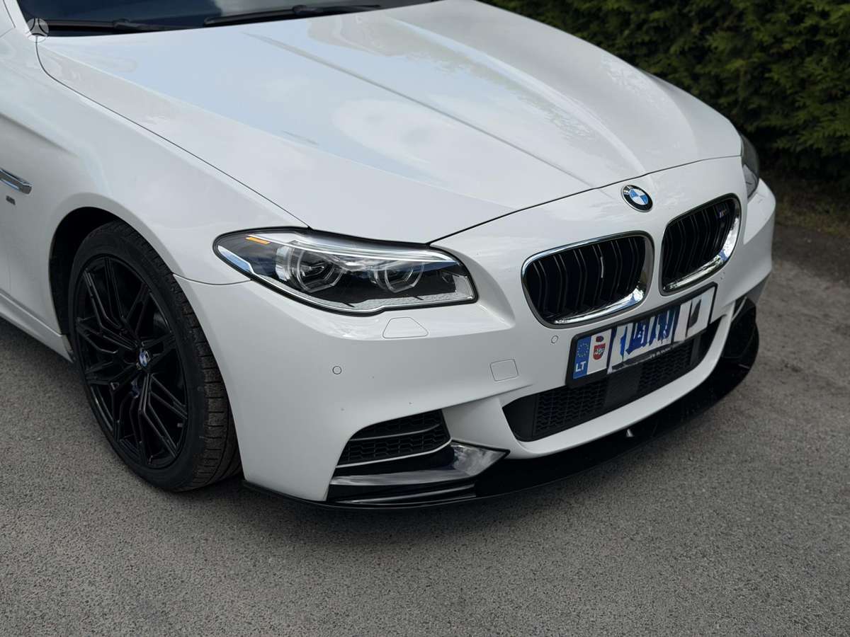 BMW M550, 3.0 l., Седан