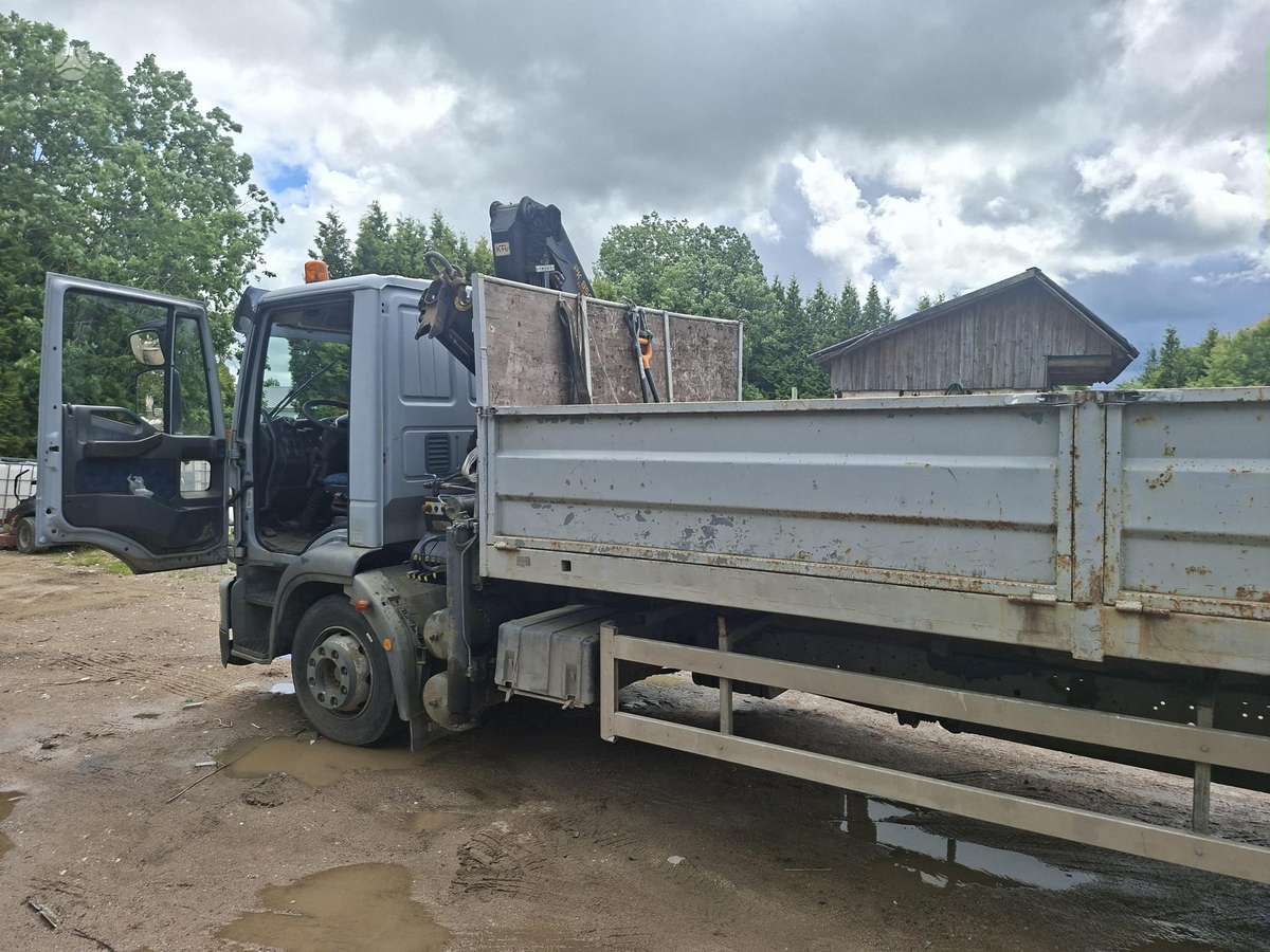 Iveco Euro cargo, dumpers with crane