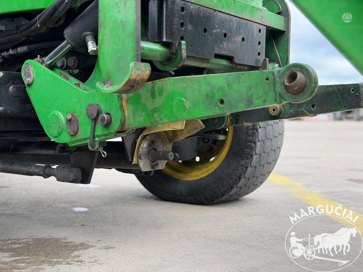 John Deere 4720, 66 AG, tractors