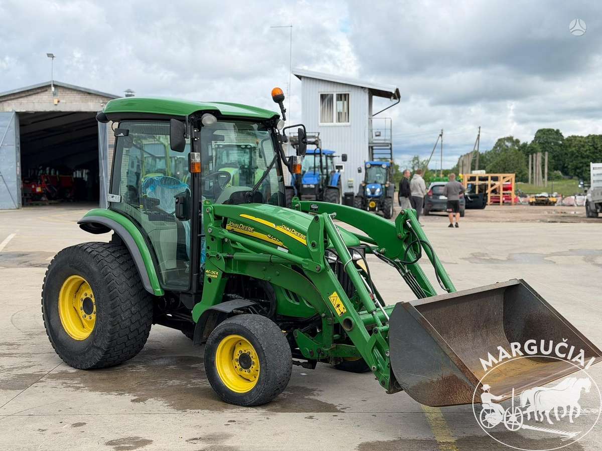 John Deere 4720, 66 AG, tractors