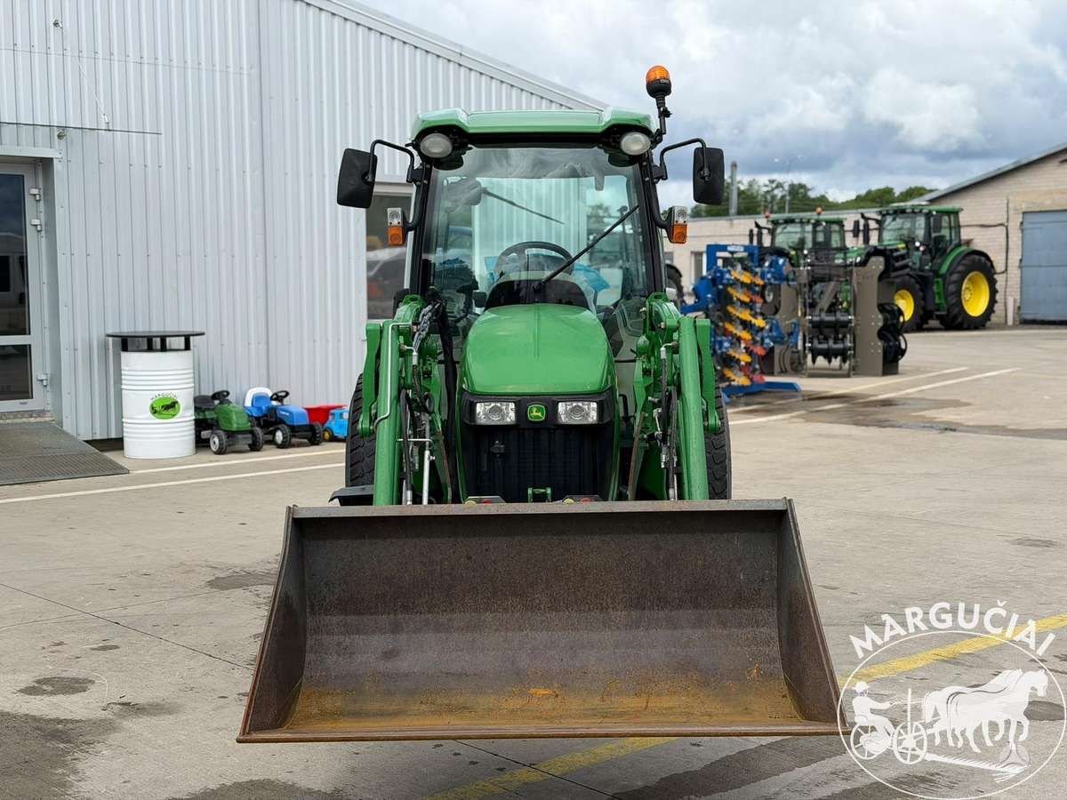 John Deere 4720, 66 AG, tractors