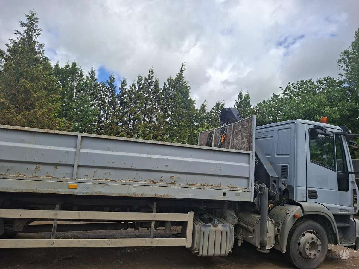Iveco Euro cargo, dumpers with crane