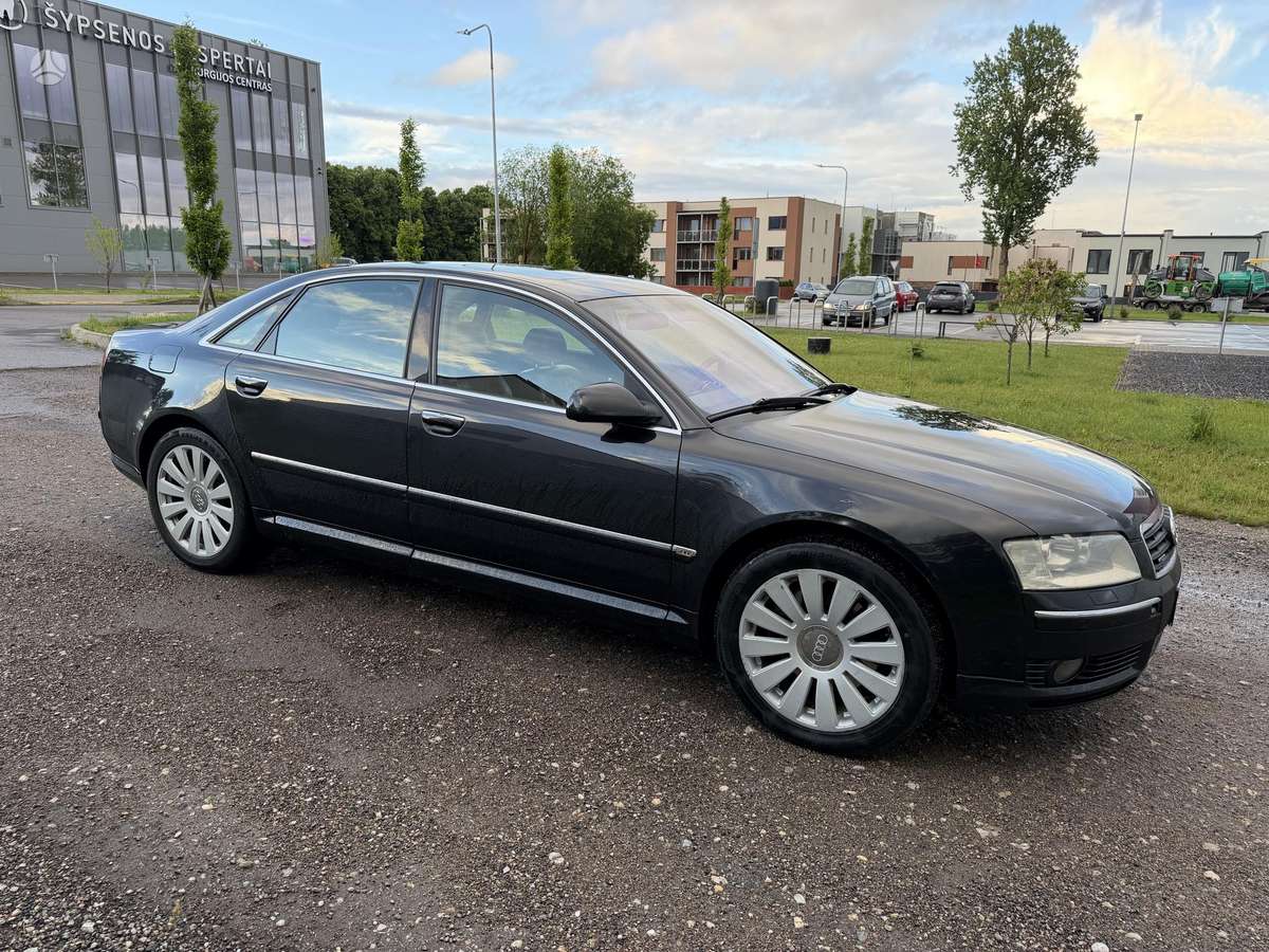 Audi A8, 3.9 l., Седан