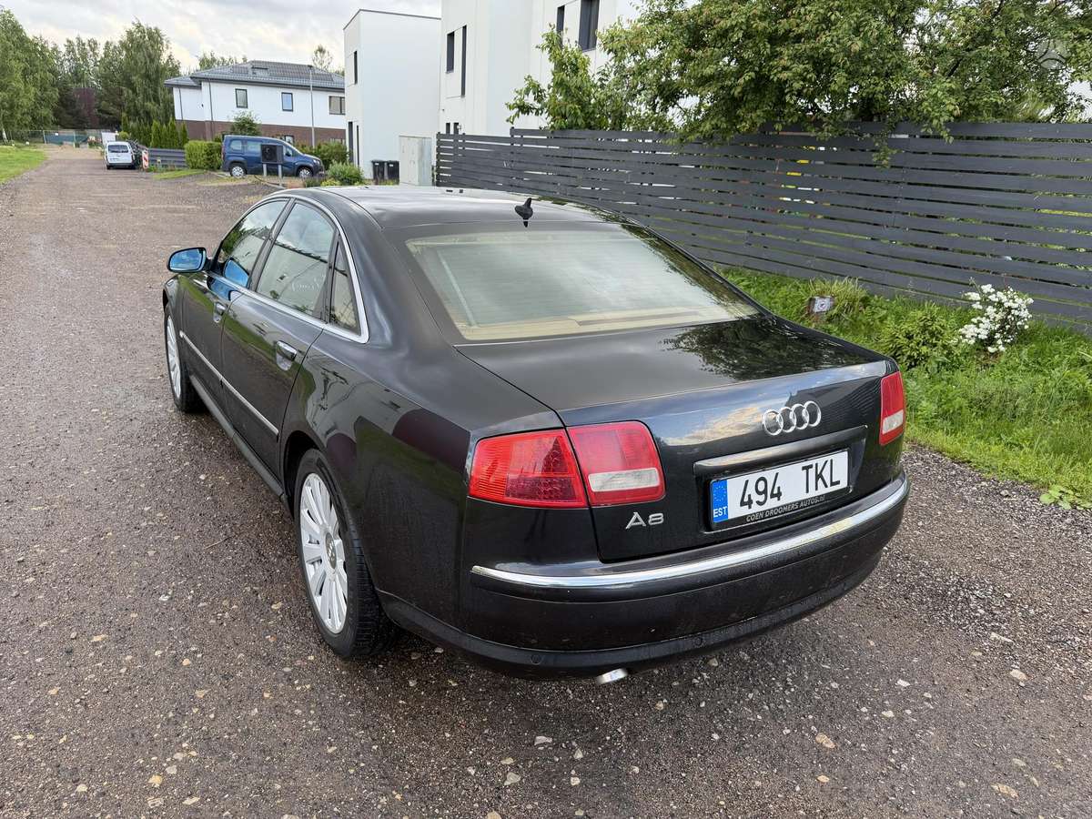 Audi A8, 3.9 l., Седан