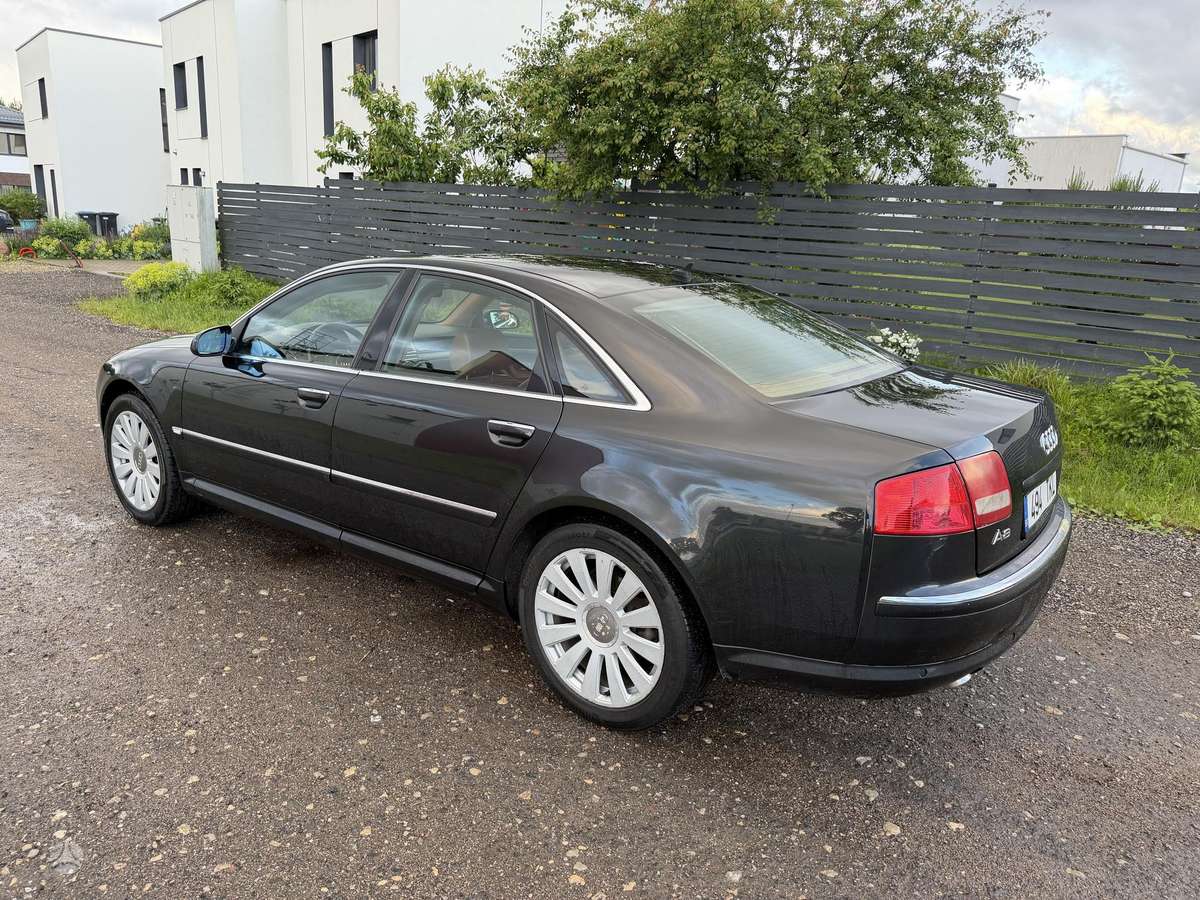 Audi A8, 3.9 l., Седан