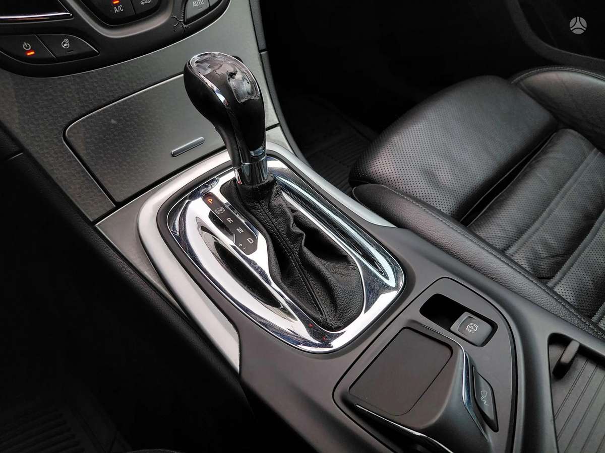 Opel Insignia, 2.0 l., wagon