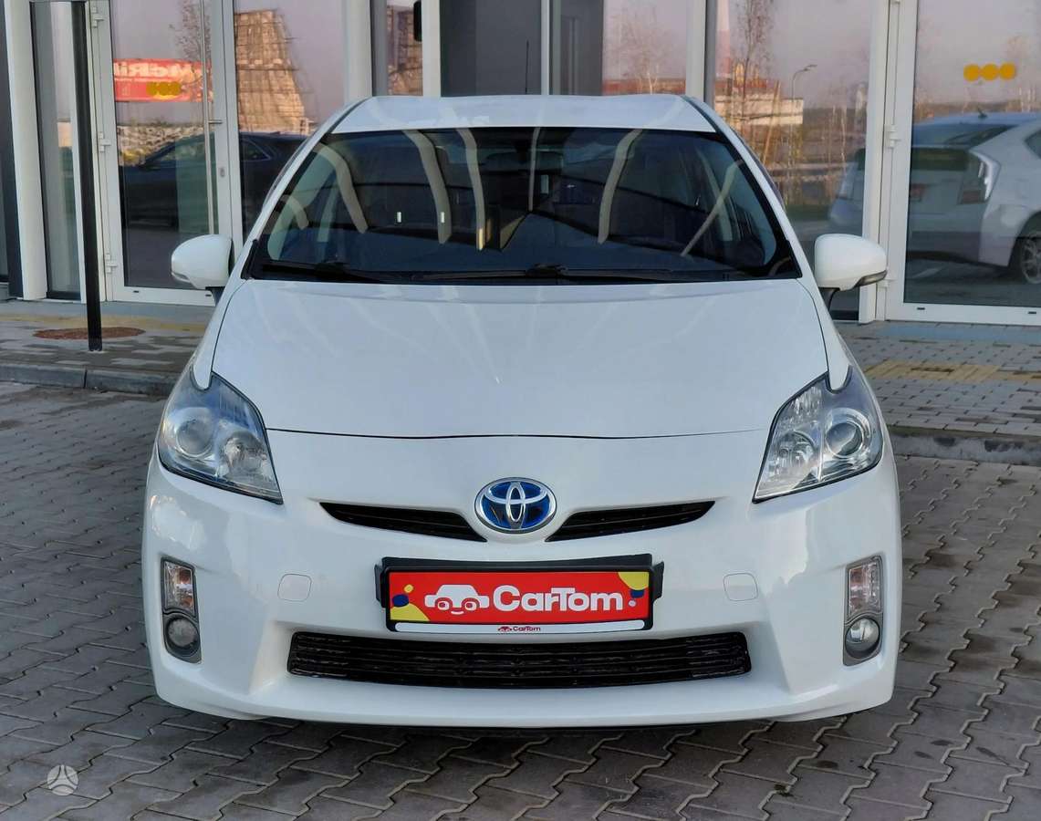 Toyota Prius - 2