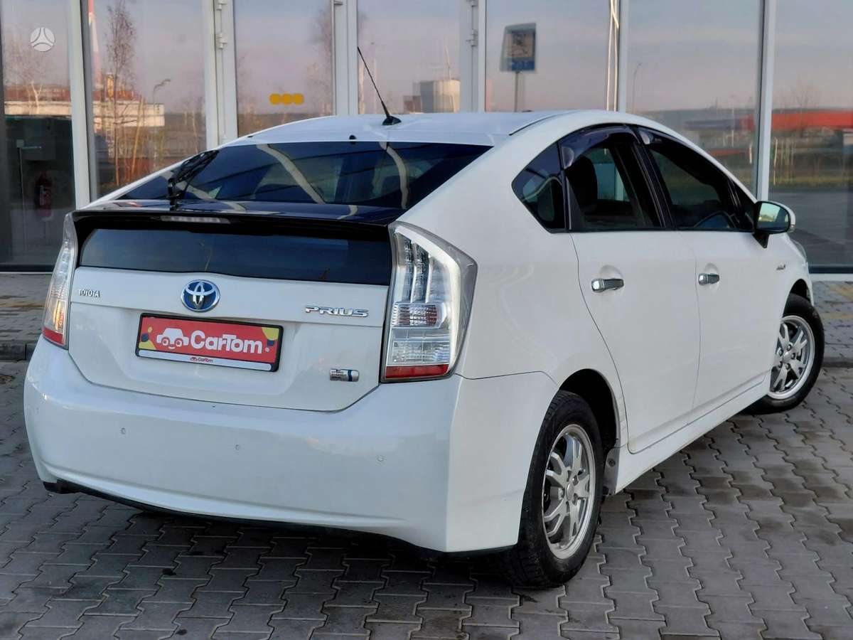 Toyota Prius - 9
