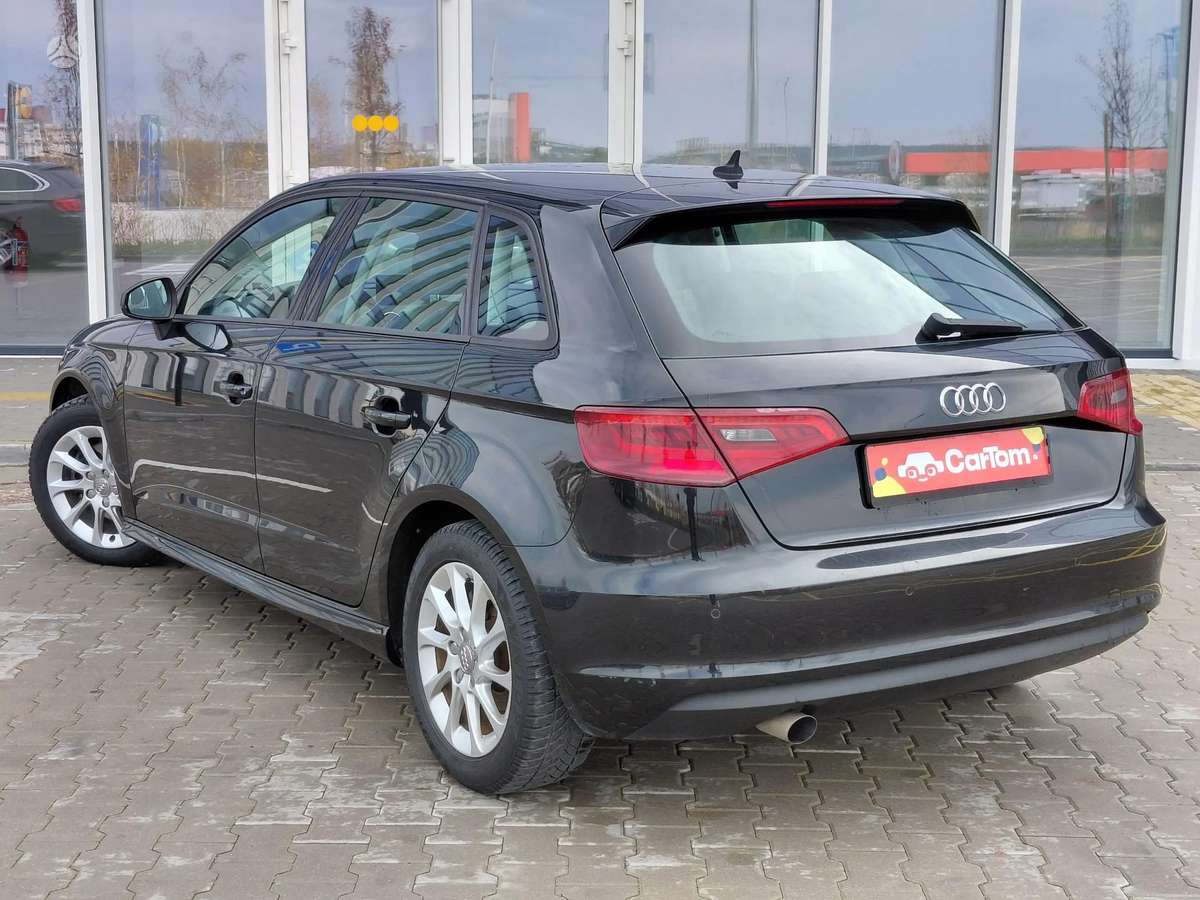 Audi A3, 1.6 l., Хэтчбек