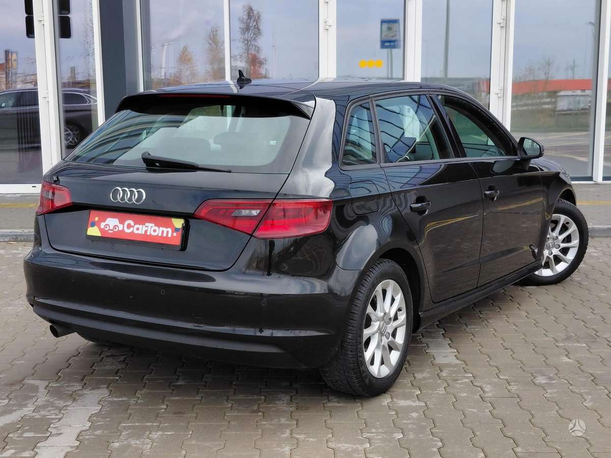 Audi A3, 1.6 l., hatchback