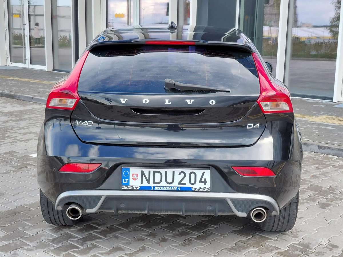 Volvo V40 - 5