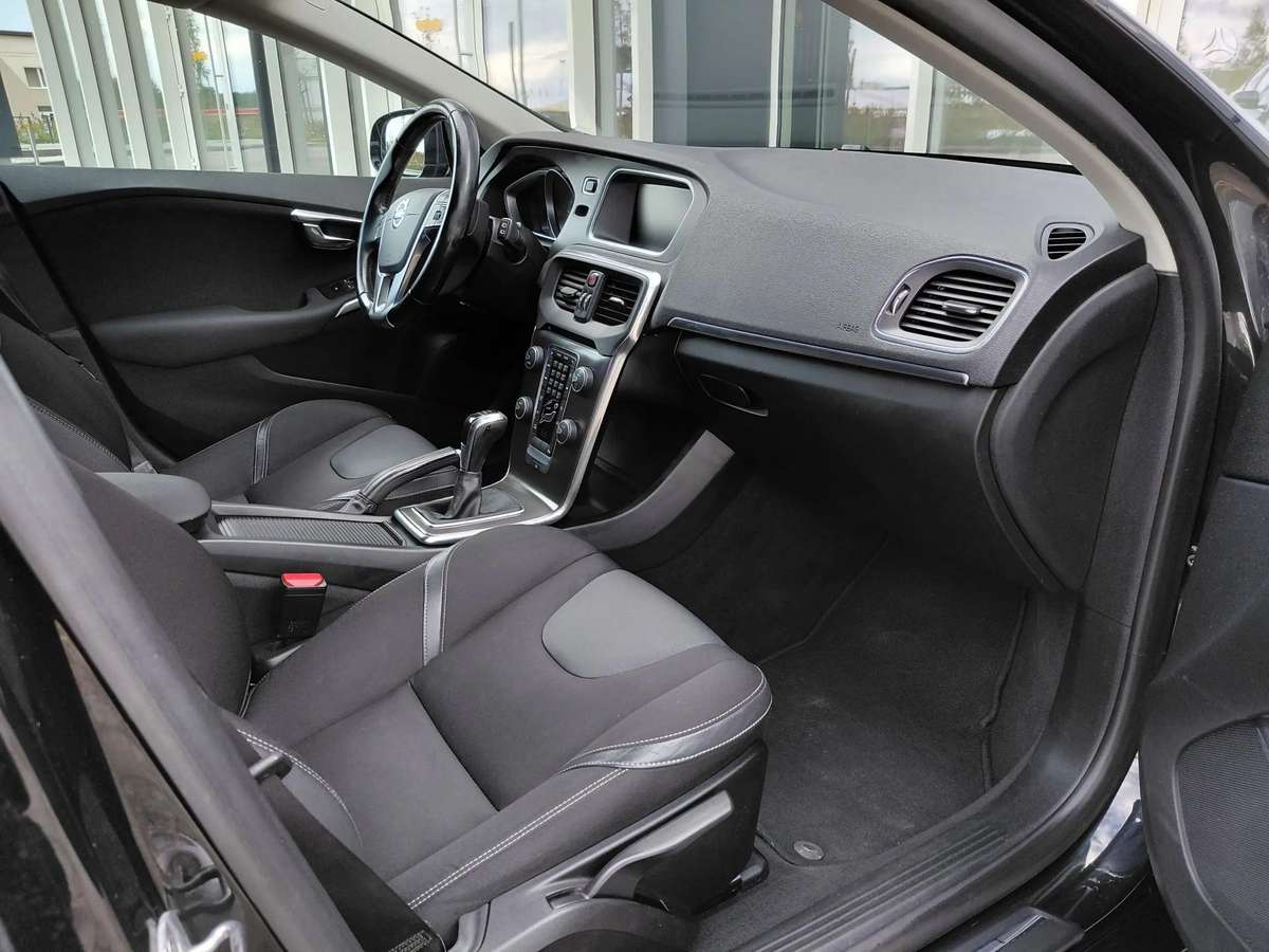 Volvo V40 - 12