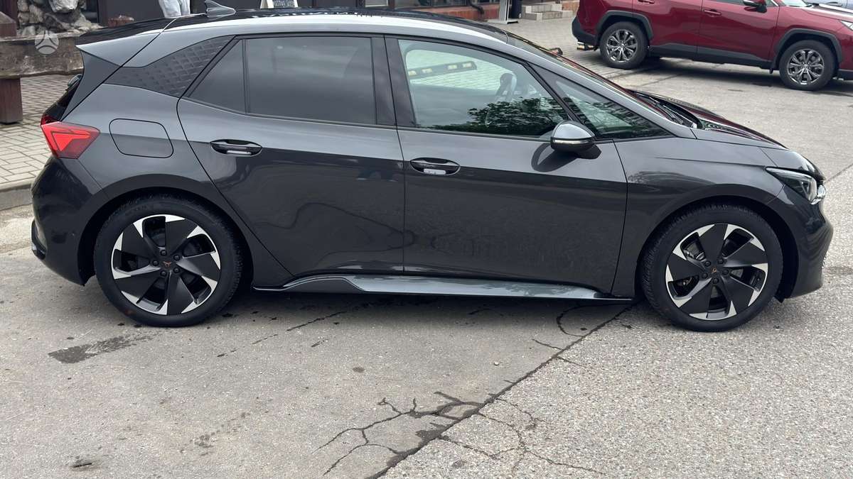 Cupra Born, 82 kWh, hatchback