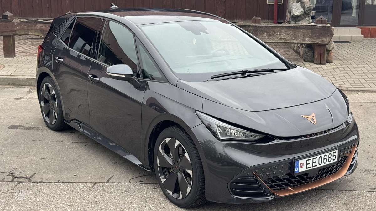 Cupra Born, 82 kWh, hatchback