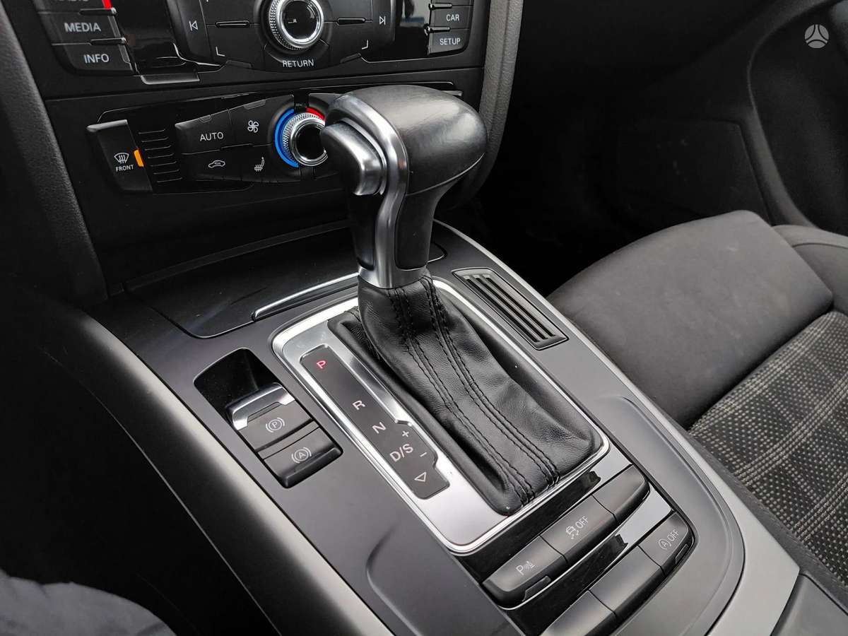 Audi A4, 2.0 l., Универсал
