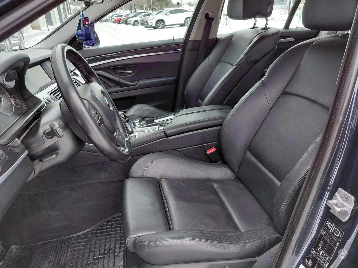 BMW 520, 2.0 l., wagon