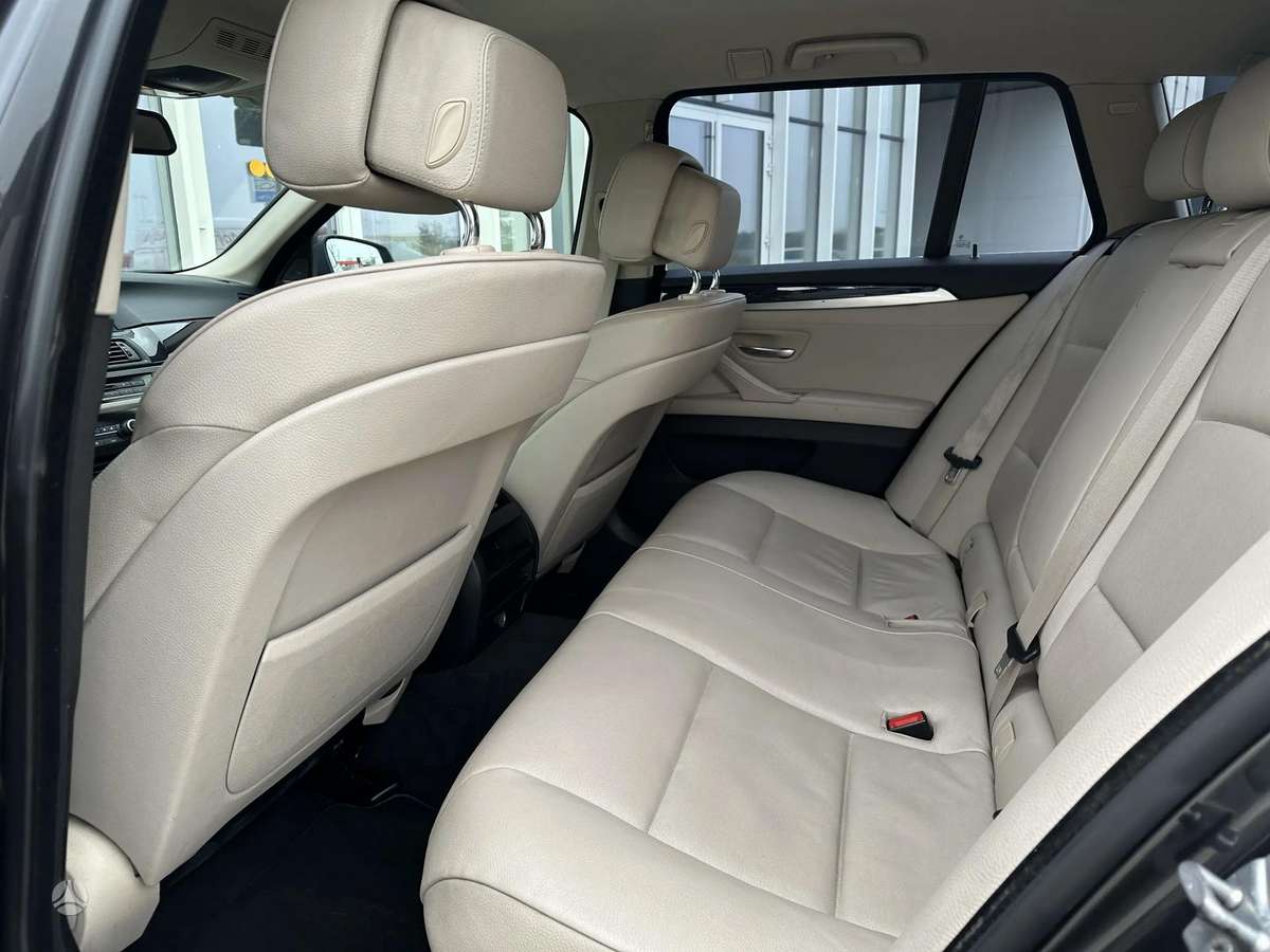 BMW 520, 2.0 l., wagon