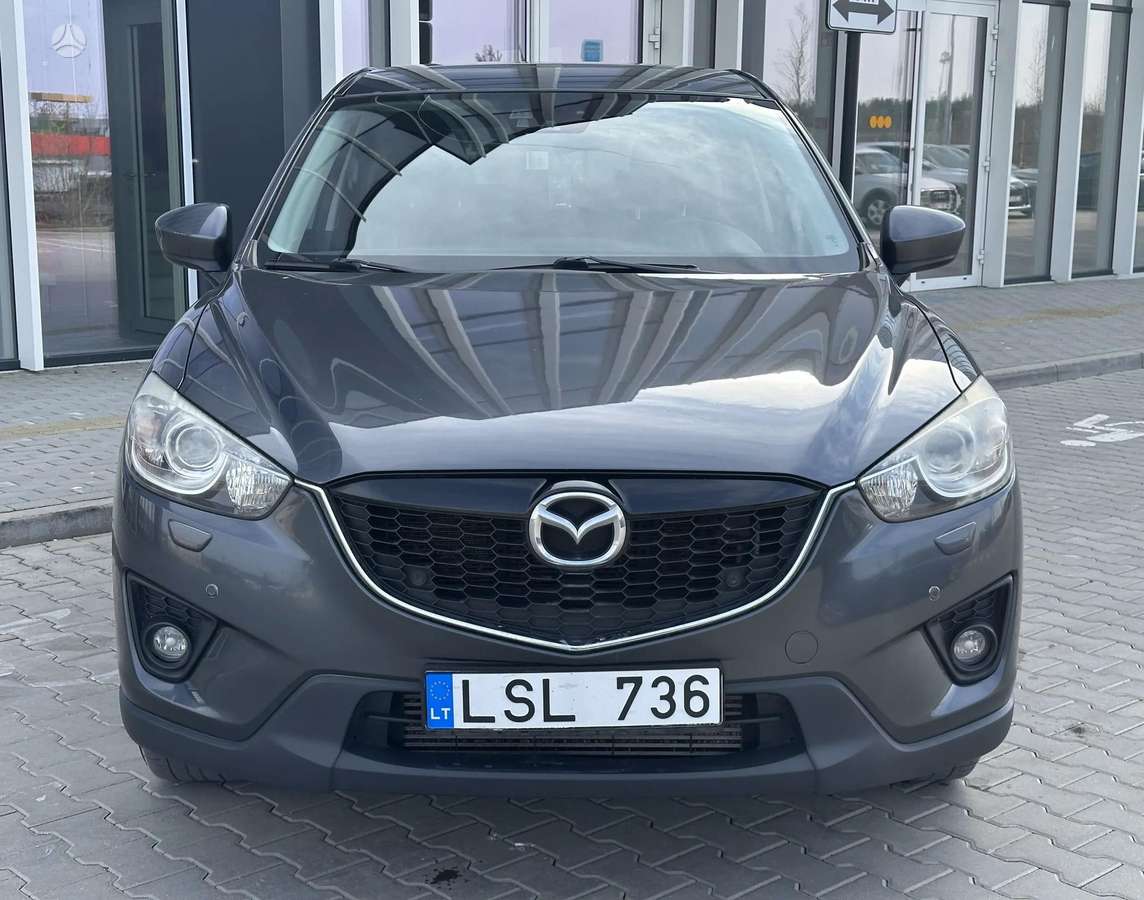 Mazda CX-5, 2.2 l., off-road / crossover