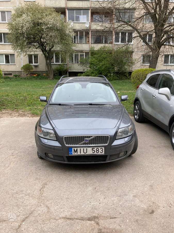 Volvo V50 - 2