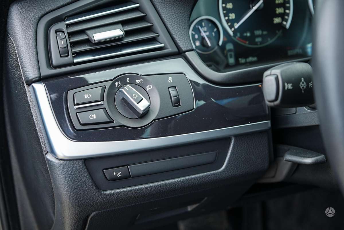 BMW 520, 2.0 l., universalas