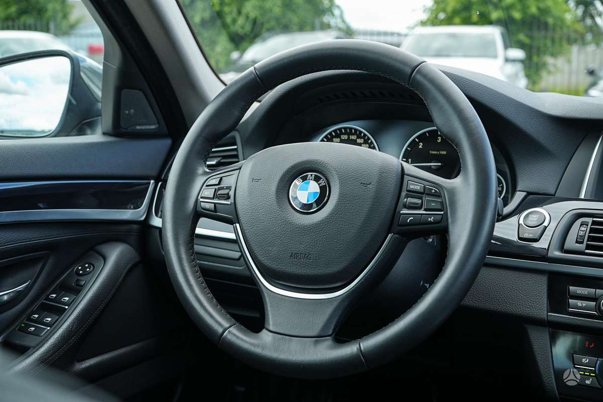 BMW 520, 2.0 l., universalas