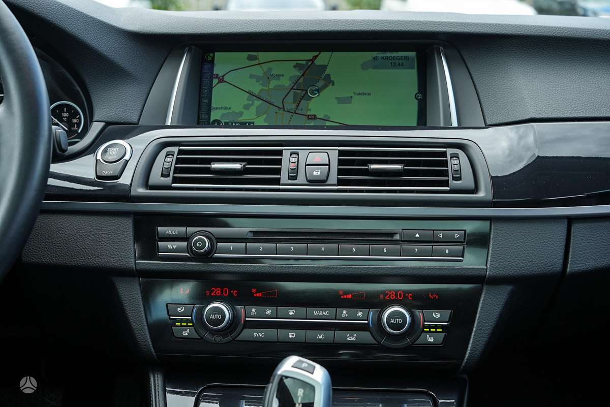 BMW 520, 2.0 l., universalas