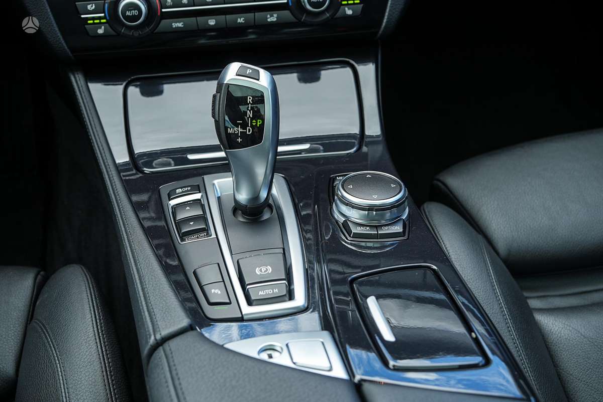 BMW 520, 2.0 l., universalas
