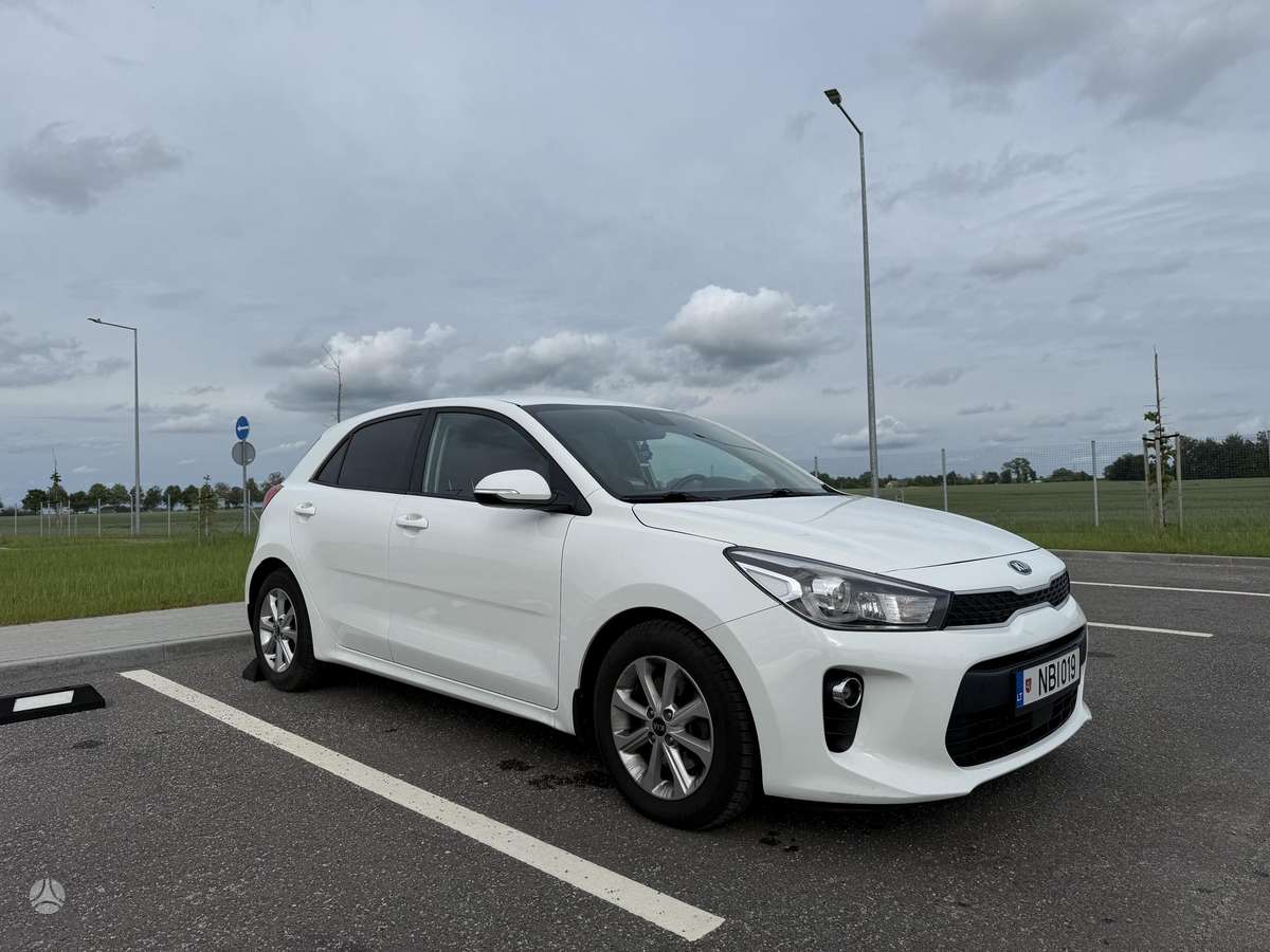 Kia Rio, 1.4 l., Хэтчбек