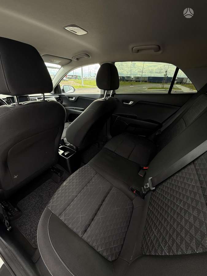 Kia Rio, 1.4 l., hatchback