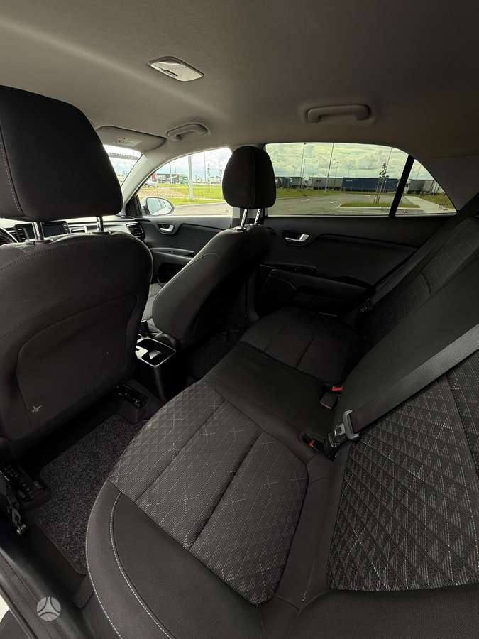 Kia Rio, 1.4 l., Хэтчбек