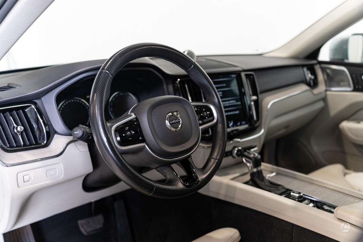 Volvo XC60 - 12