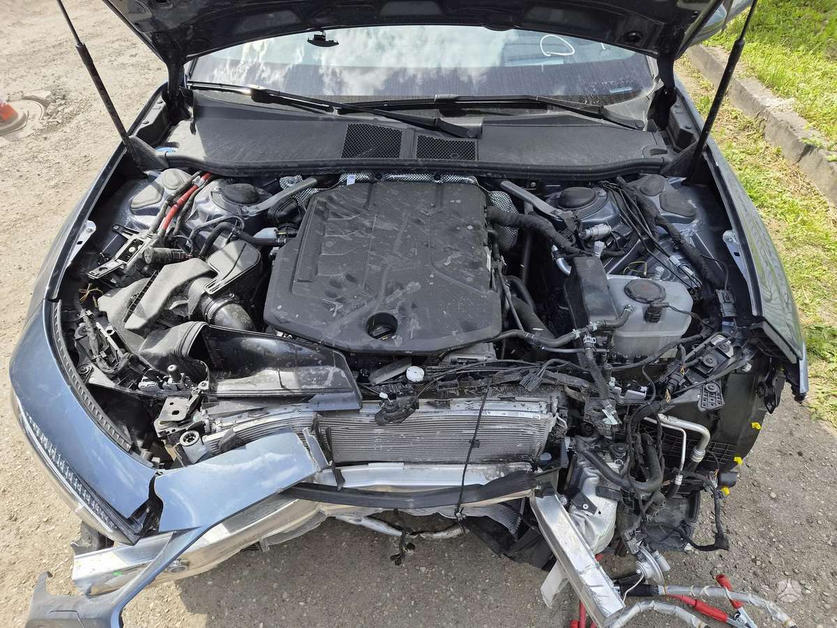 Audi A5 Rida 1472 myliu engine code dxba gearbox code vbs color h