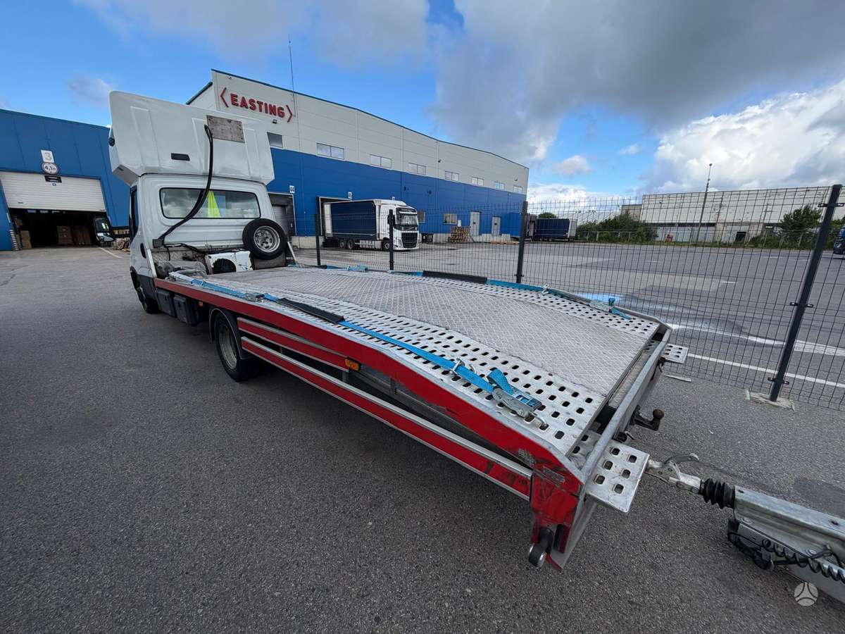 Iveco 50C/35, auto transporters