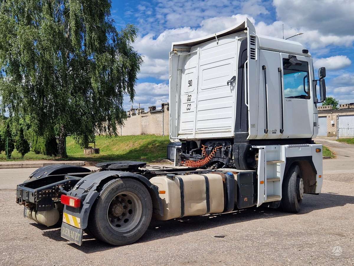 Renault Tvarkingas vilkikas, double sleeper