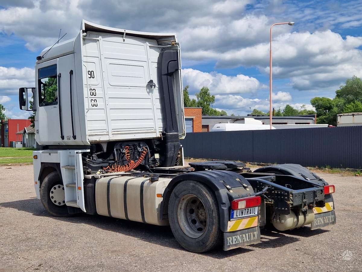 Renault Tvarkingas vilkikas, double sleeper