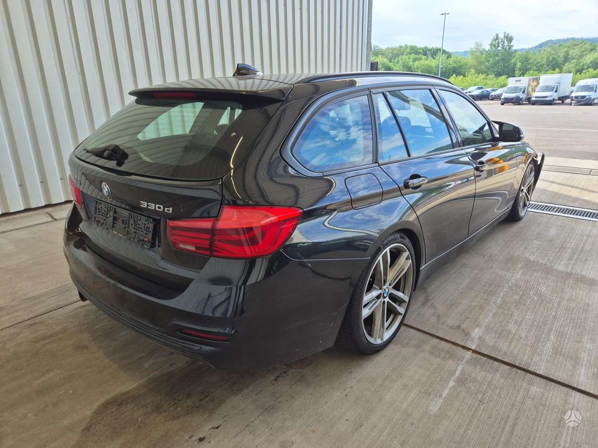 BMW 330, 3.0 l., Универсал