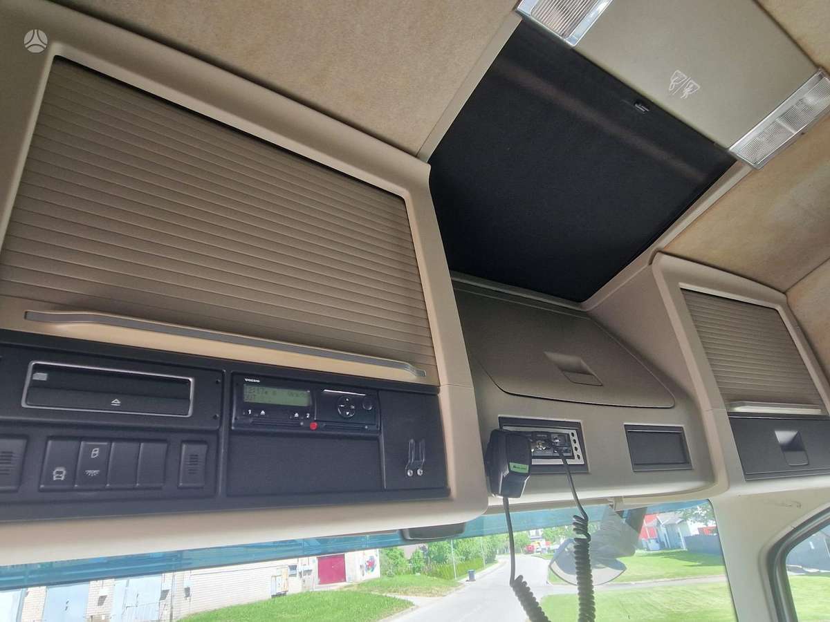 Volvo Puikus stovis!, double sleeper