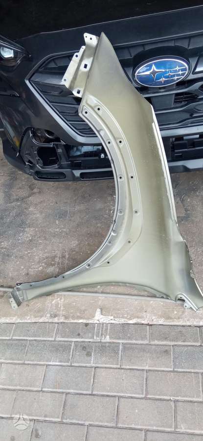 Subaru Outback kėbulo dalys