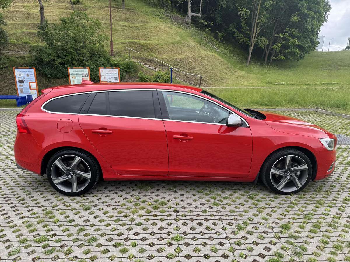 Volvo V60, 2.0 l., Универсал