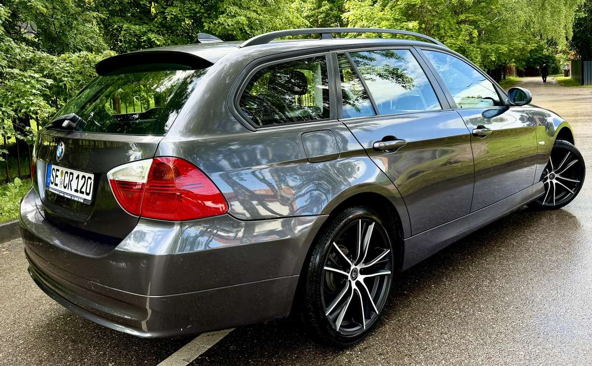BMW 320, wagon