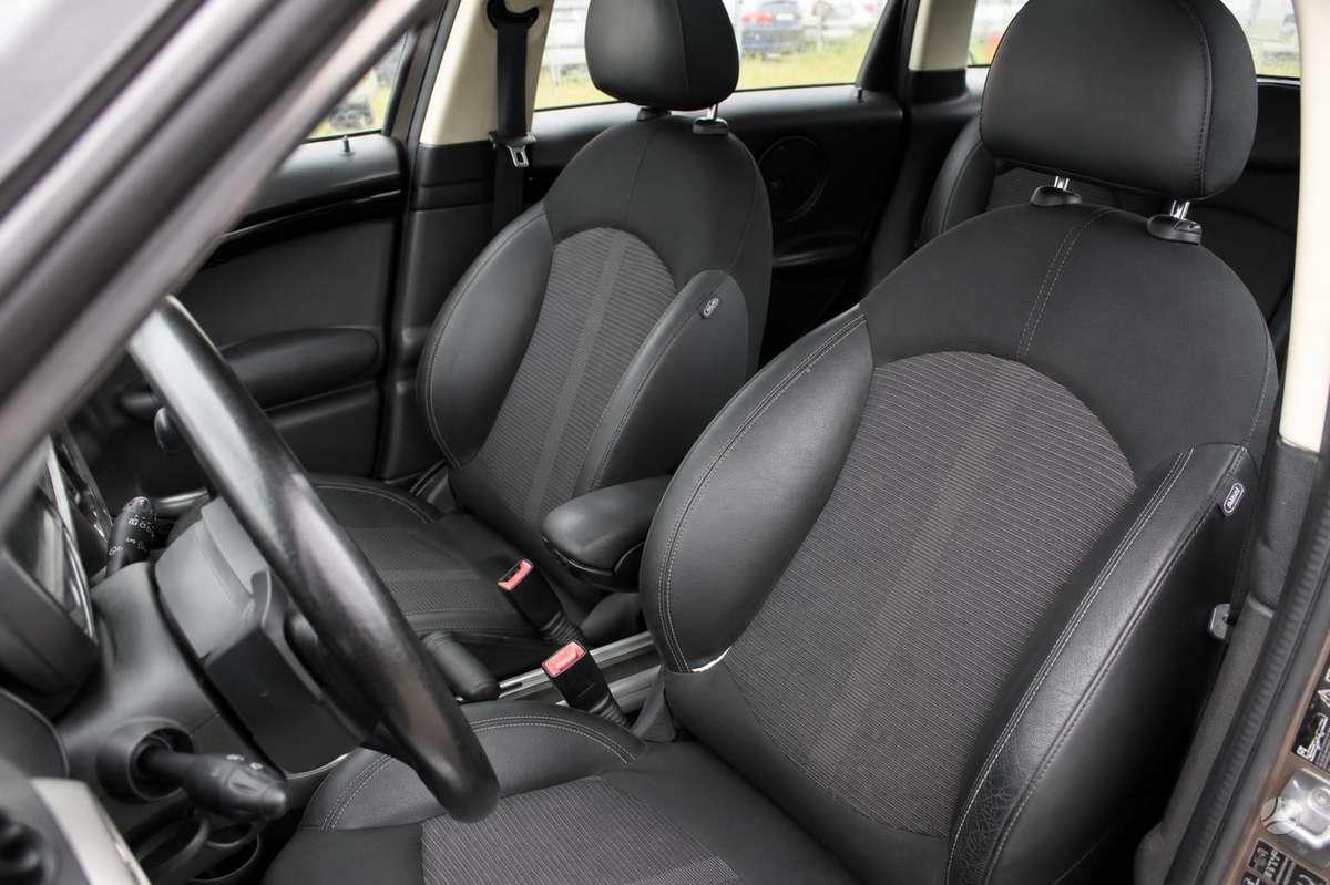 Mini Cooper SD, 2.0 l., hatchback
