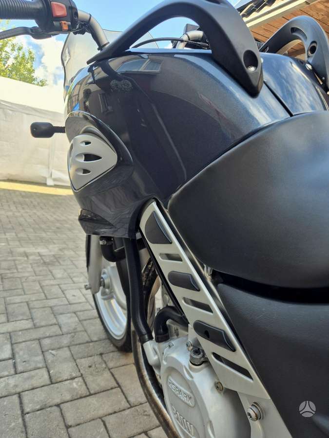 BMW F 650 CS 650cc, street / classic