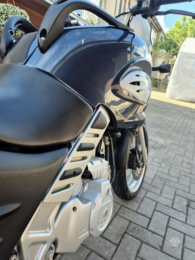 BMW F 650 CS 650cc, street / classic